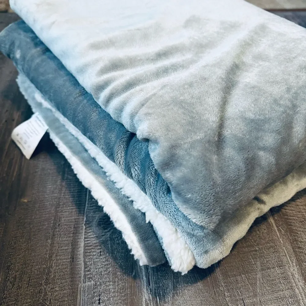 Plush Gray Velvet Sherpa Oversize Throw Blanket